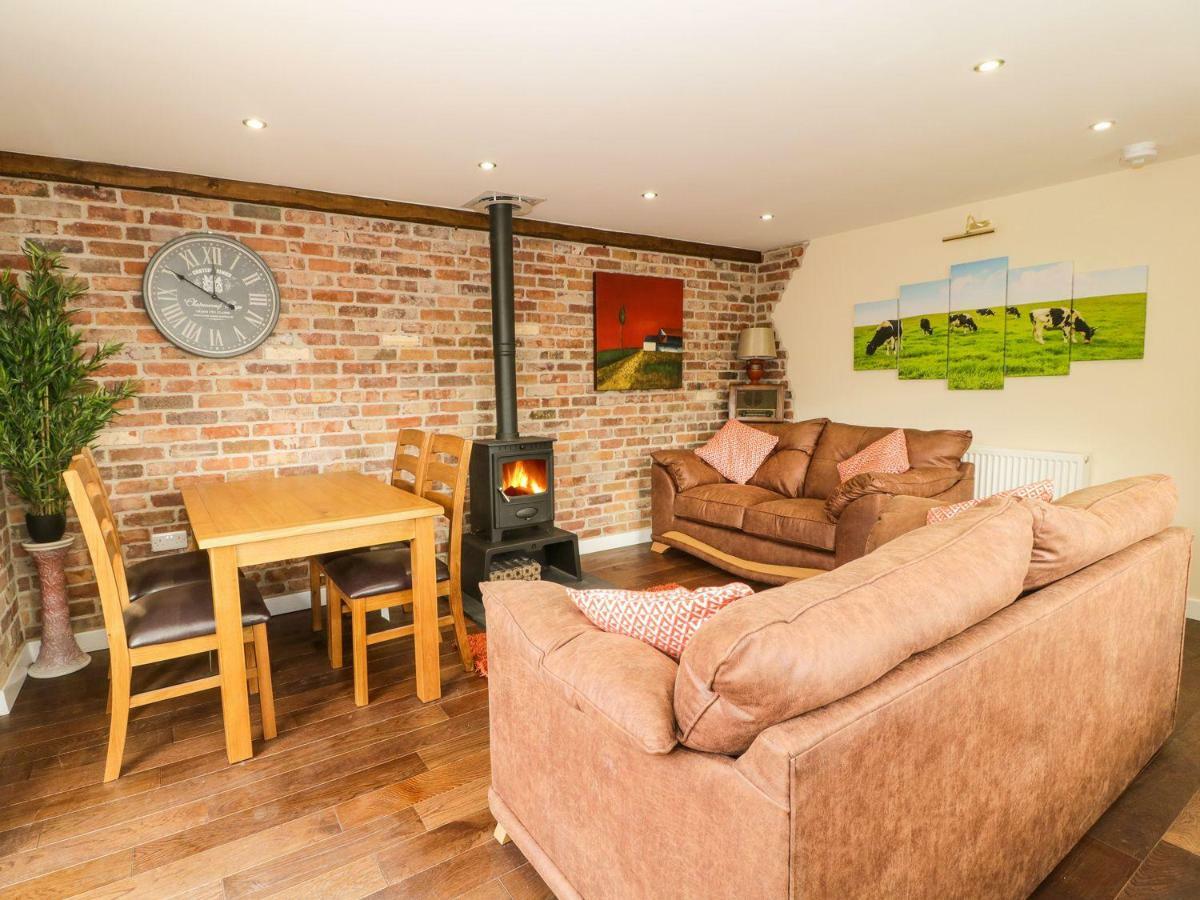 Ffynnonlwyd Cottage Llangynin Extérieur photo